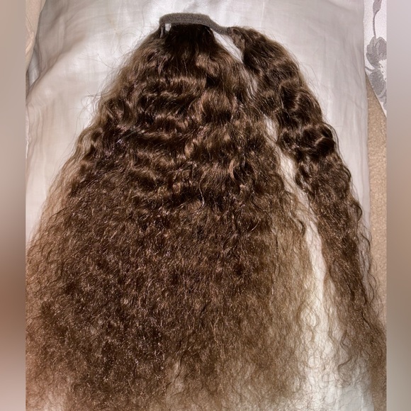 18” Medium Brown Luxy Hair Ponytail Extension. - Picture 2 of 4